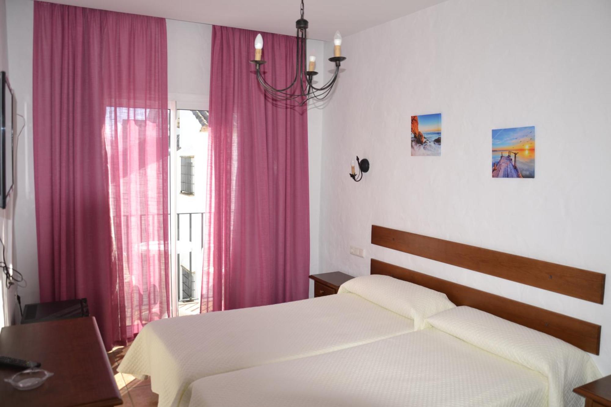 Hotel Oasis Atalaya Conil De La Frontera Exterior foto